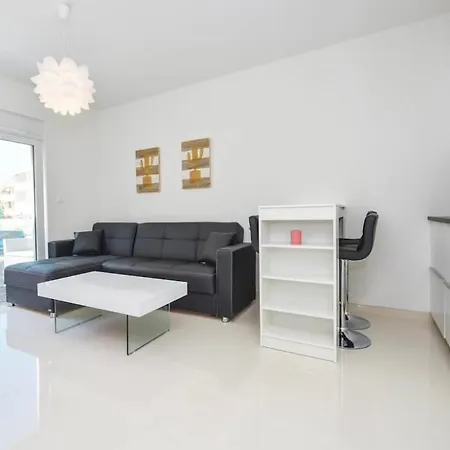 Bluebay Apartments Kustici Exterior photo