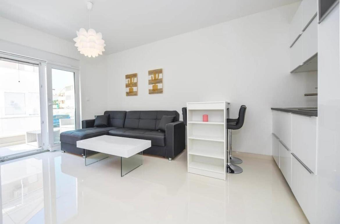 Bluebay Apartment Kustici